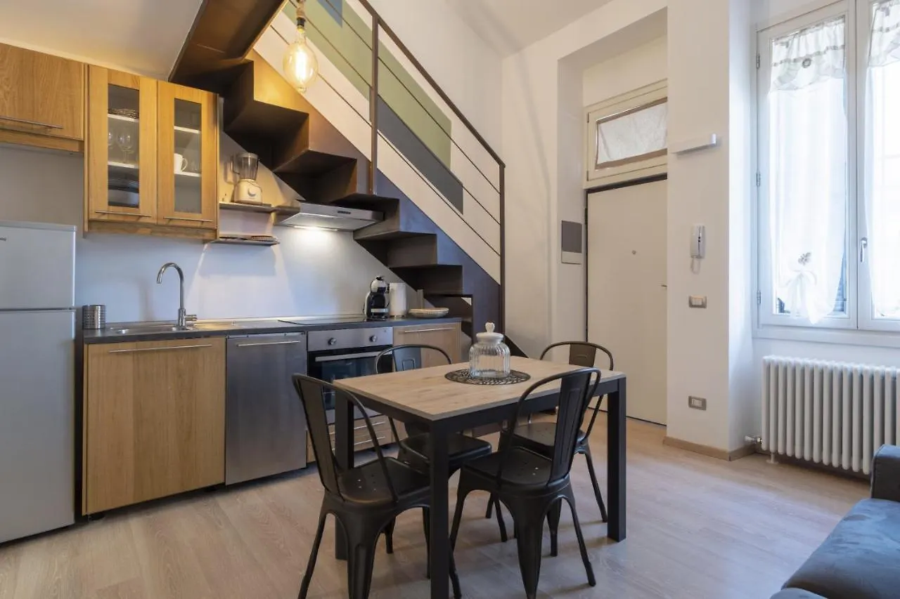 Apartment Easylife - Charme Industriale Nel Cuore Di Milano Italy